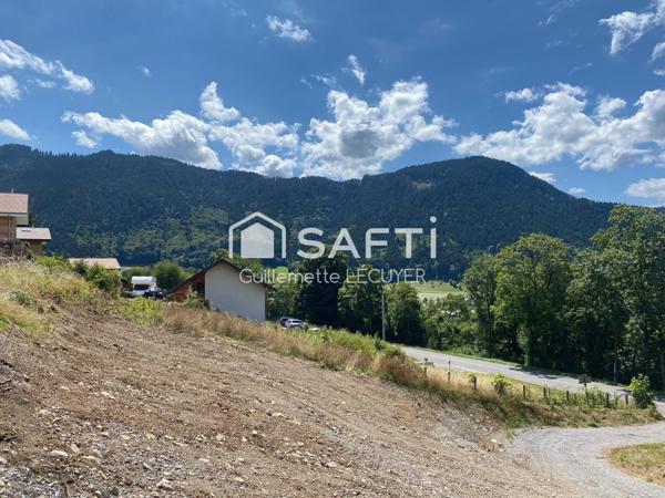 Terrain constructible viabilisé de 579m2 à Saint Paul en Chablais