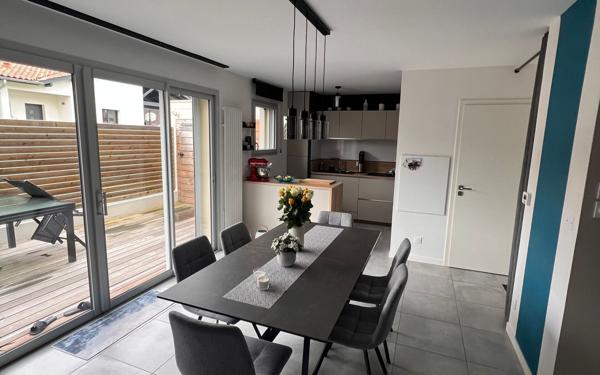 Maison à vendre    4 pièces • 82,68 m2 Anglet