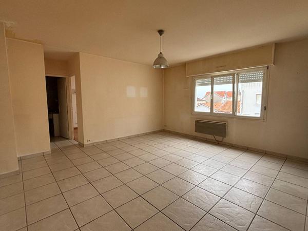 APPARTEMENT à SAINT PALAIS SUR MER