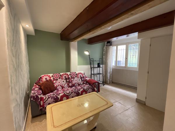 Agde (34300) DEPT 34 - AGDE. IMMEUBLE DE RAPPORT. TROIS APPARTEMENTS, UNE SEULE ADRESSE : UN PLACEMENT IDÉAL AU CŒUR D’AGDE