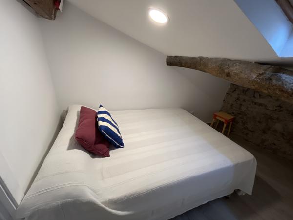 Agde (34300) DEPT 34 - AGDE. IMMEUBLE DE RAPPORT. TROIS APPARTEMENTS, UNE SEULE ADRESSE : UN PLACEMENT IDÉAL AU CŒUR D’AGDE