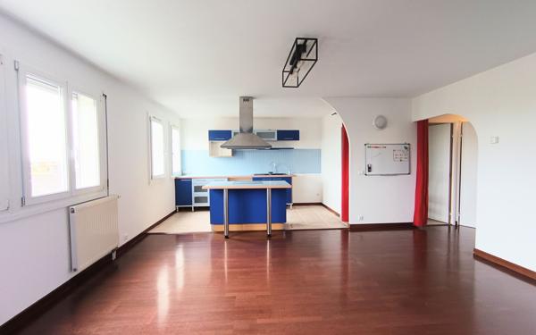 Appartement à louer    5 pièces •  Reims