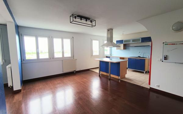 Appartement à louer    5 pièces •  Reims