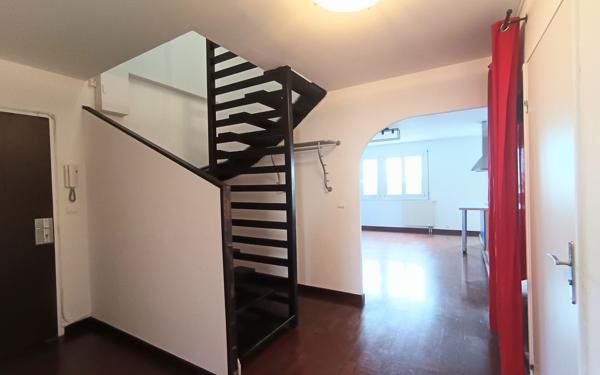 Appartement à louer    5 pièces •  Reims