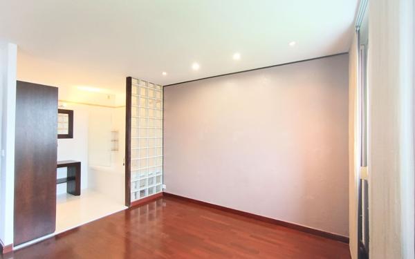 Appartement à louer    5 pièces •  Reims