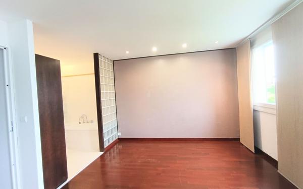 Appartement à louer    5 pièces •  Reims