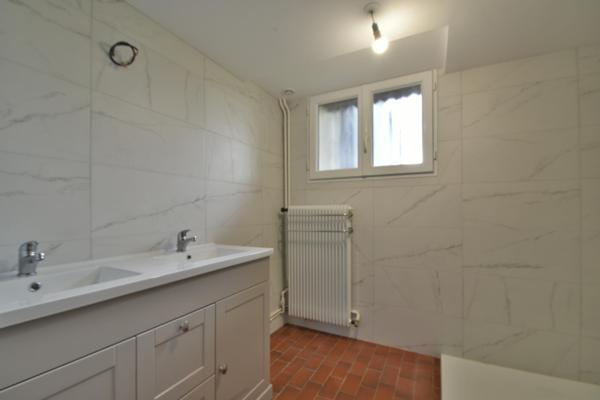 Charmante maison de village entièrement rénovée avec des prestations de qualité