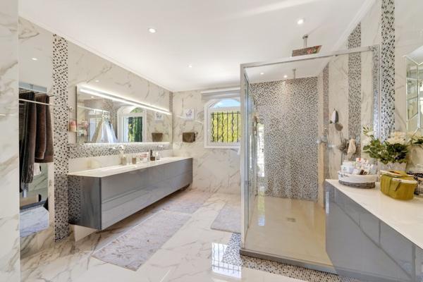 Vente Maison de luxe Gémenos 7 Pièces 401 m²