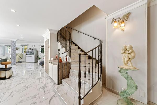 Vente Maison de luxe Gémenos 7 Pièces 401 m²