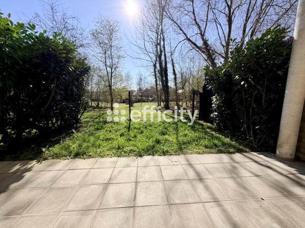 Appartement
         3 pièces
        - 57 m² 145 000 € *