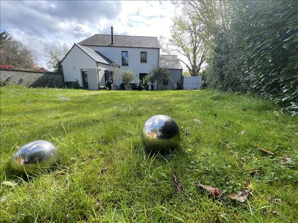 Maison à vendre |  La Chapelle-sur-Erdre |  4 pièces | 124 m²