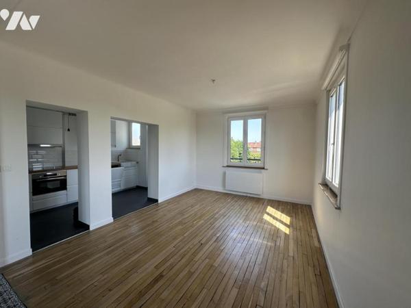 LILLE - Quartier Lomme - Appartement T3 de 86 m² avec balcon et parking 