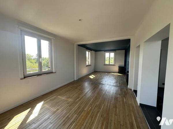 LILLE - Quartier Lomme - Appartement T3 de 86 m² avec balcon et parking 