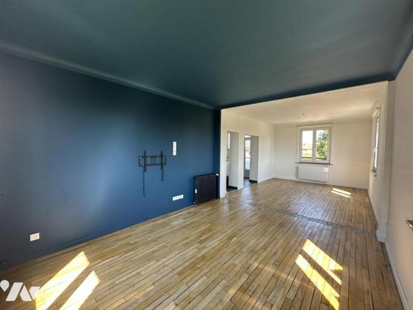 LILLE - Quartier Lomme - Appartement T3 de 86 m² avec balcon et parking 