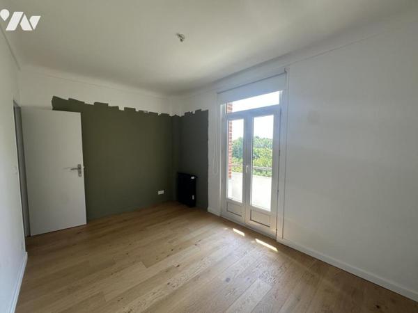 LILLE - Quartier Lomme - Appartement T3 de 86 m² avec balcon et parking 