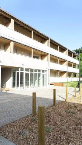 Ramonville : À louer, local neuf livré brut, idéal pour activité professionnelle ou commerciale (bail commercial ou bail professionnel selon votre projet).