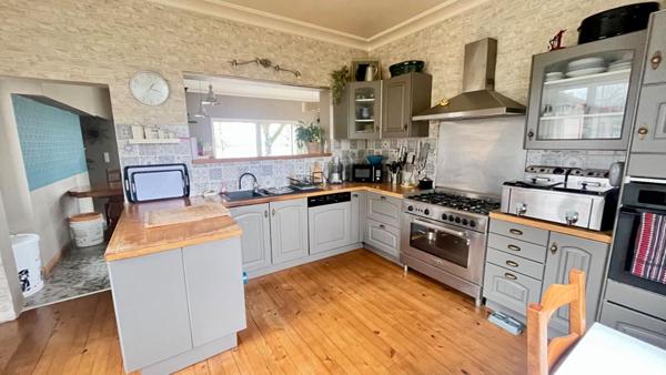 Ancienne ferme rénovée, Saint Benoit De Carmaux 6 pièce(s) 215 m2