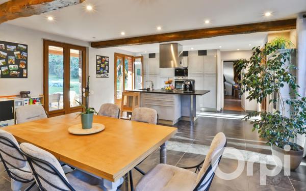 Maison à vendre    8 pièces • 177,94 m2 Chaumont-en-Vexin