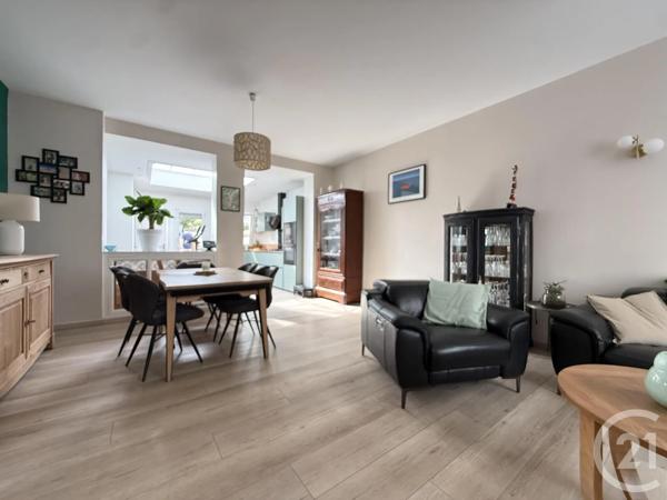 Maison à vendre  5 pièces - 105,50 m 2   WASQUEHAL  - 59