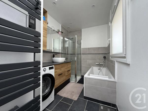 Maison à vendre  5 pièces - 105,50 m 2   WASQUEHAL  - 59