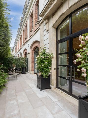 Vente Maison de luxe Paris 7 12 Pièces 487 m²