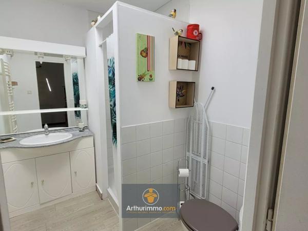 Vente                                                      Maison
                        
                     3 pièces                      45 m2                     à Courçon
