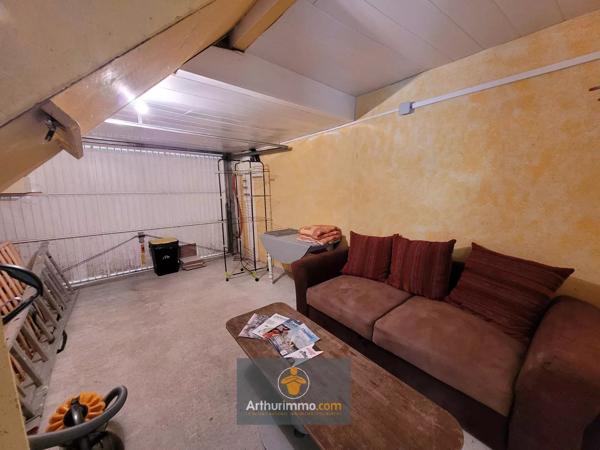 Vente                                                      Maison
                        
                     3 pièces                      45 m2                     à Courçon