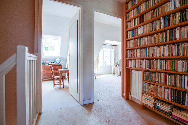A VENDRE MAISON FAMILIALE NANTES JARDIN DES PLANTES AVEC GARAGE ET PATIO