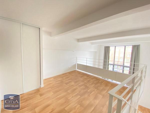 Appartement à louer 2 pièces 62.5m²