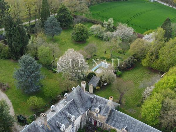Élégant château de campagne des XVIIe et XVIIIe siècles au cœur de la Haute-Bretagne