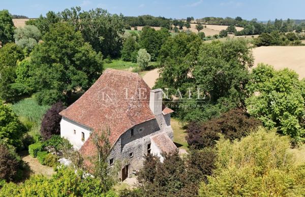 Manoir du XVe siècle en Bourbonnais