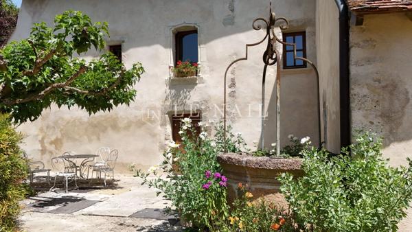 Manoir du XVe siècle en Bourbonnais