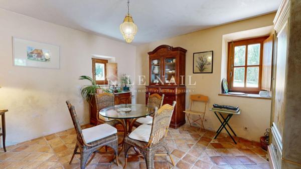 Manoir du XVe siècle en Bourbonnais