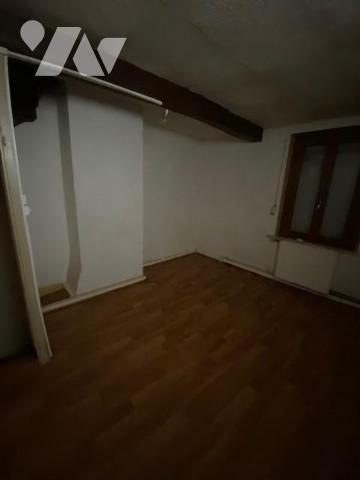 Maison de ville proche toutes commodités