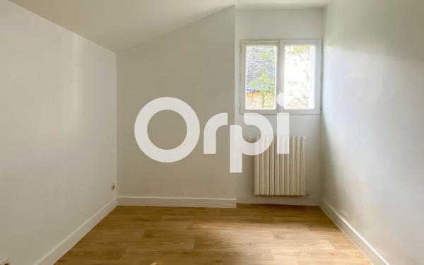 Maison à vendre    4 pièces •  Neuillé