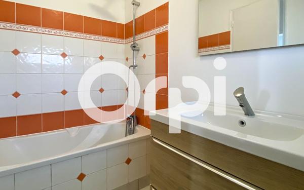 Maison à vendre    4 pièces •  Neuillé