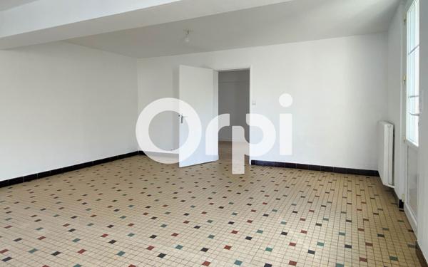 Maison à vendre    4 pièces •  Neuillé
