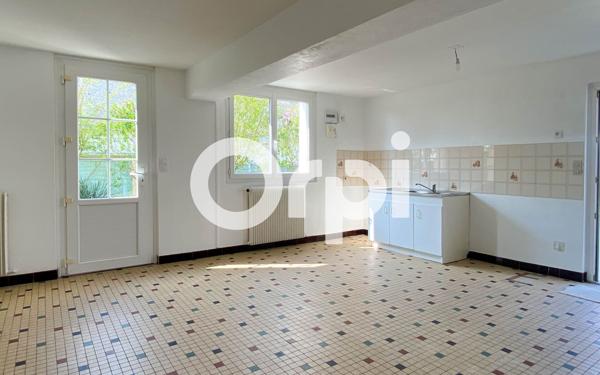 Maison à vendre    4 pièces •  Neuillé