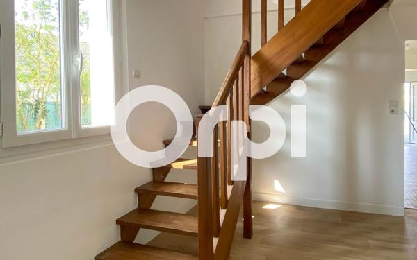Maison à vendre    4 pièces •  Neuillé