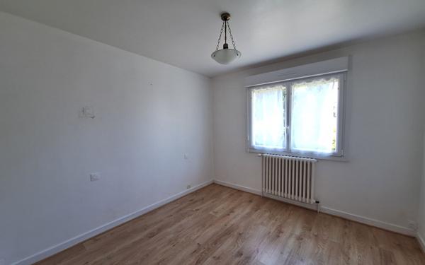 Maison à vendre    6 pièces • 105 m2 Plougasnou