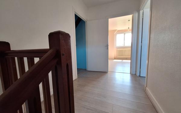 Maison à vendre    6 pièces • 105 m2 Plougasnou