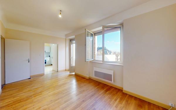 Appartement à louer    3 pièces • 72,59 m2 Naucelle