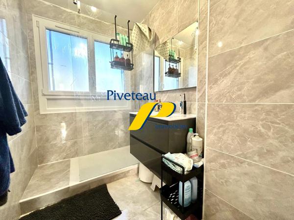 Appartement 4 pièces de 71 m² à Saint-sébastien-sur-loire