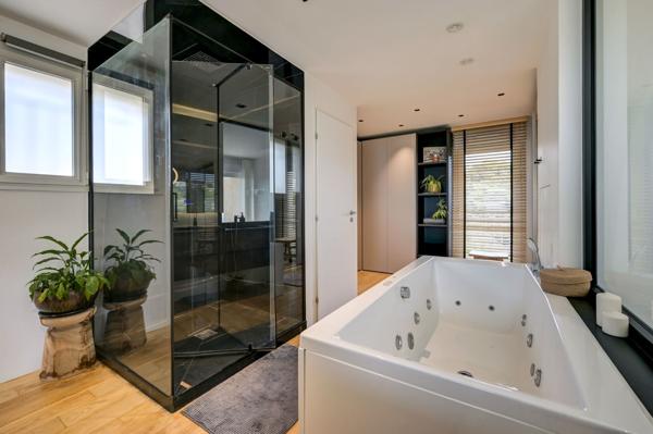 Vente Appartement de luxe Bandol 4 Pièces 156 m²