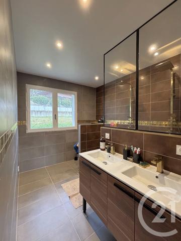 Maison à vendre  6 pièces - 140,48 m2 LA MOTTE SERVOLEX - 73