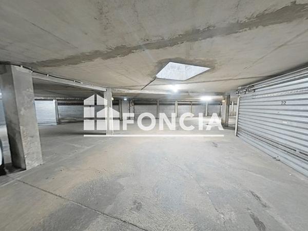 Location Parking - 20 AVE GENERAL NOGUES Toulon 83000