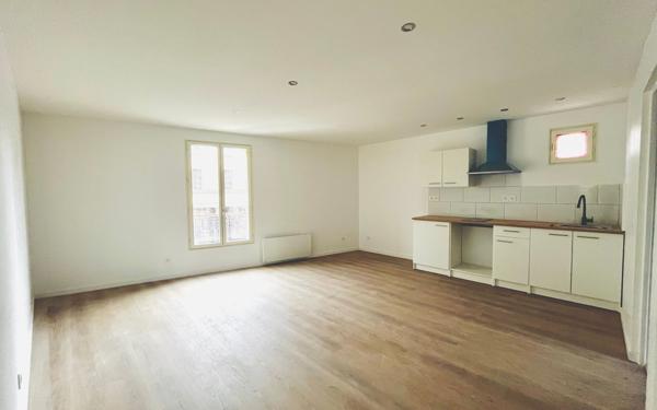 Appartement à louer    2 pièces •  Persan