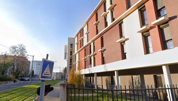 INVESTISSEMENT LOCATIF – SAINT-PRIEST – Résidence Eastlodge Lyon Est Eurexpo *** - 6.81% de rentabilité