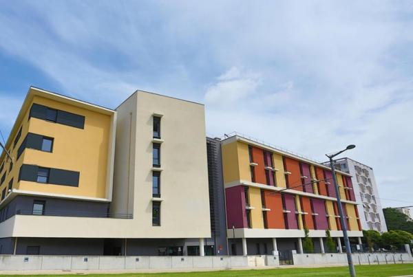 INVESTISSEMENT LOCATIF – SAINT-PRIEST – Résidence Eastlodge Lyon Est Eurexpo *** - 6.81% de rentabilité