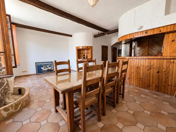 Appartement 3 pièces à rénover – Vallauris centre